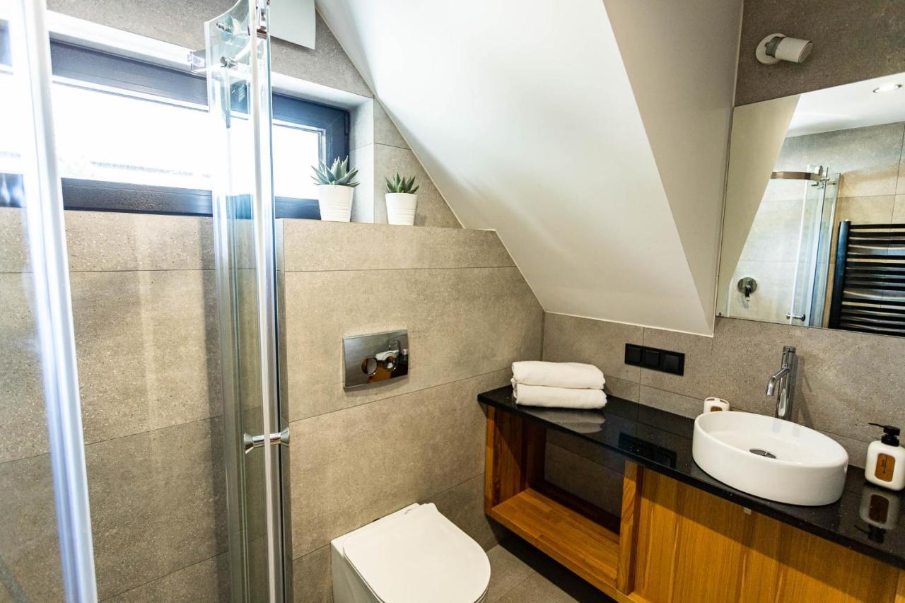 Trzy Rybki - Belona Dom Z Basenem I Jacuzzi Holiday home *
